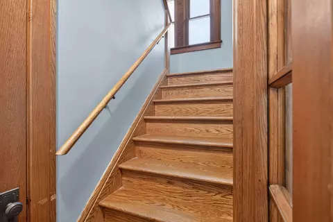Entry Way - 110 N Durand St, Jackson, MI 49202 photo 5 of 12
