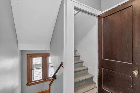 Entry Way - 110 N Durand St, Jackson, MI 49202 photo 8 of 12