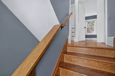 Entry Way - 110 N Durand St, Jackson, MI 49202 photo 6 of 12