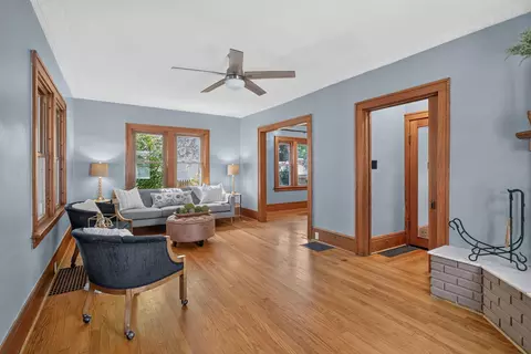 Living - 110 N Durand St, Jackson, MI 49202 photo 4 of 5