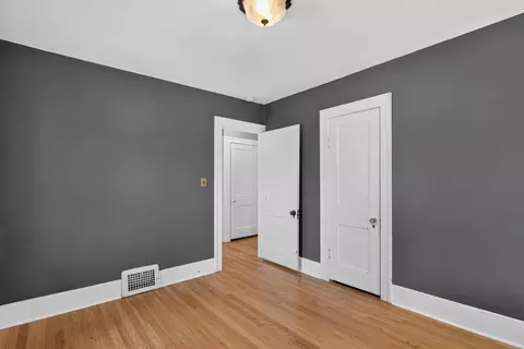 Bedroom - 110 N Durand St, Jackson, MI 49202 photo 11 of 12