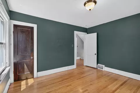 Bedroom - 110 N Durand St, Jackson, MI 49202 photo 7 of 12