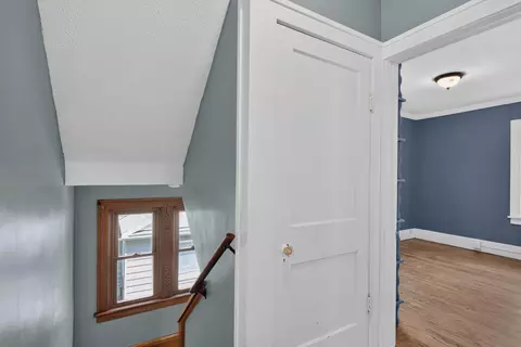 Entry Way - 110 N Durand St, Jackson, MI 49202 photo 7 of 12
