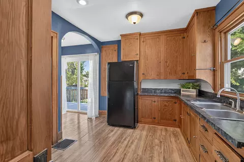 Kitchen - 110 N Durand St, Jackson, MI 49202 photo 1 of 4