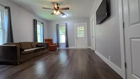Living - 630 N Main St, Bellevue, MI 49021 photo 2 of 4