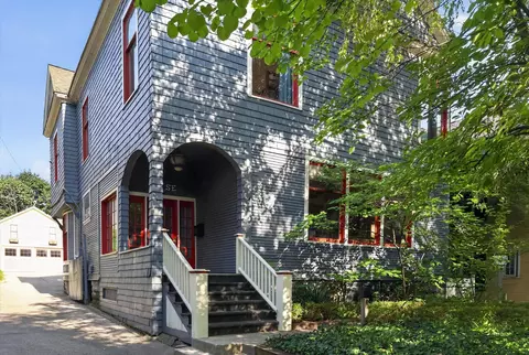 22 Prospect Ave SE, Grand Rapids, MI 49503