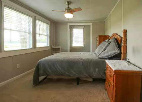 Bedroom - 18528 Pardee Rd, Galien, MI 49113 photo 1 of 2