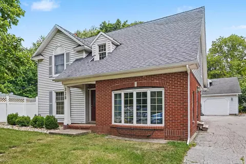 336 Paw Paw Ave, Watervliet, MI 49098