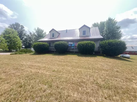 Exterior - 3810 W 72nd St, Newaygo, MI 49337 photo 4 of 13