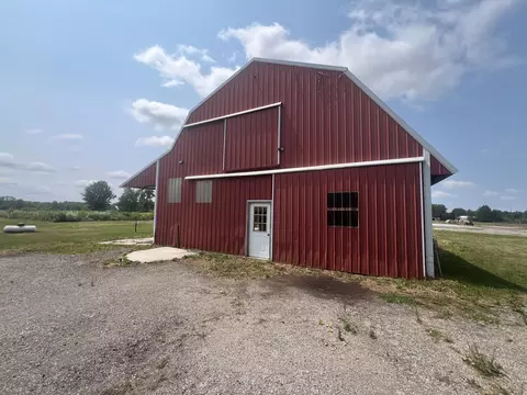 Exterior - 3810 W 72nd St, Newaygo, MI 49337 photo 8 of 13