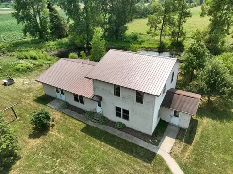Exterior - 3810 W 72nd St, Newaygo, MI 49337 photo 10 of 13