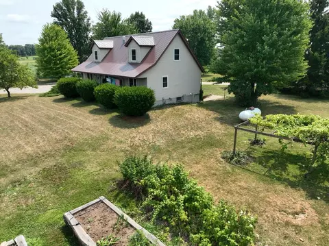 Exterior - 3810 W 72nd St, Newaygo, MI 49337 photo 3 of 13