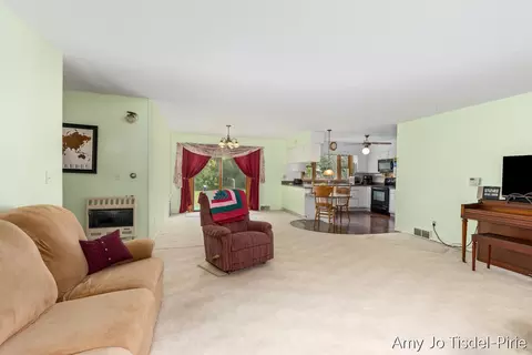 Living - 4547 Wellman Rd, Parma, MI 49269 photo 2 of 2
