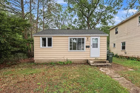 2337 Philo Ave, Muskegon, MI 49441
