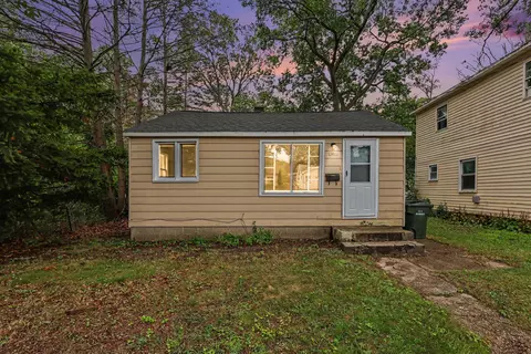2337 Philo Ave, Muskegon, MI 49441