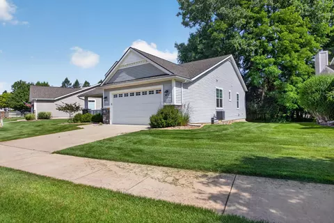 Exterior - 803 E Barrington Cir, Jackson, MI 49203 photo 7 of 10