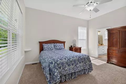 Bedroom - 803 E Barrington Cir, Jackson, MI 49203 photo 5 of 6