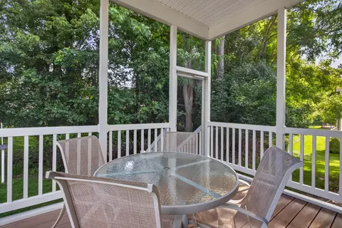 Exterior - 803 E Barrington Cir, Jackson, MI 49203 photo 4 of 10