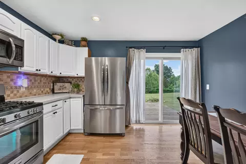Kitchen - 15510 Davis Dr, Addison, MI 49220 photo 7 of 7