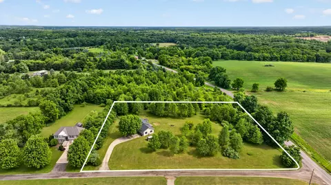 View/Area - 15510 Davis Dr, Addison, MI 49220 photo 1 of 12