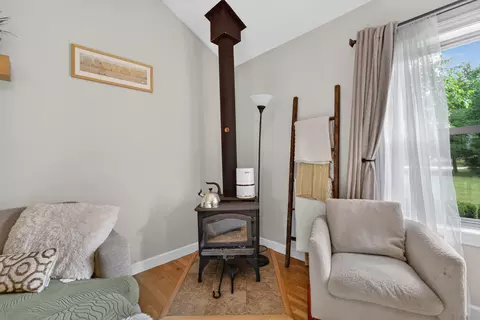 Living - 15510 Davis Dr, Addison, MI 49220 photo 1 of 2