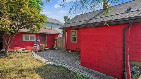 Exterior - 723 Daniel St, Ann Arbor, MI 48103 photo 5 of 5