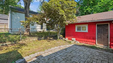 Exterior - 723 Daniel St, Ann Arbor, MI 48103 photo 3 of 5