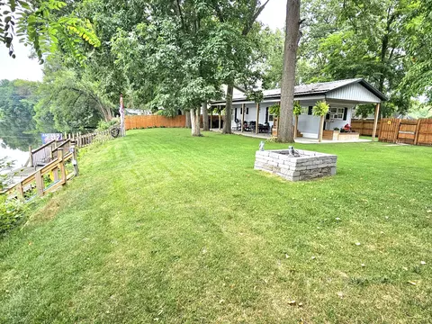 Exterior - 67003 Oxbow Dr, Constantine, MI 49042 photo 3 of 14