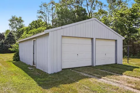 15 4th St, Plainwell, MI 49080 photo 14