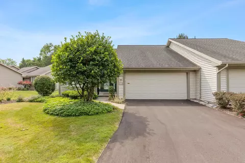 2736 Mulford Dr SE, Grand Rapids, MI 49546