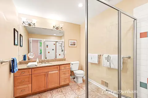Bath - 6925 2nd St, Douglas, MI 49406 photo 3 of 4