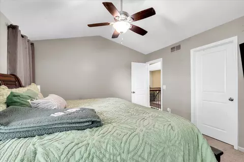 6141 Inverness Dr, Romulus, MI 48174 photo 18