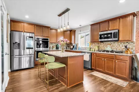 6141 Inverness Dr, Romulus, MI 48174 photo 11