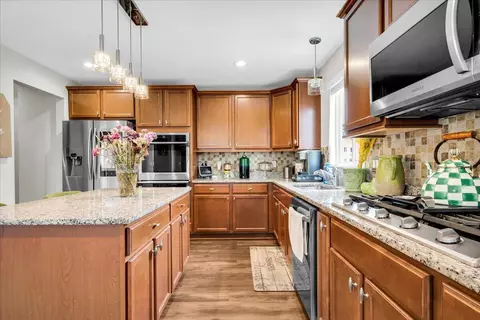 6141 Inverness Dr, Romulus, MI 48174 photo 12