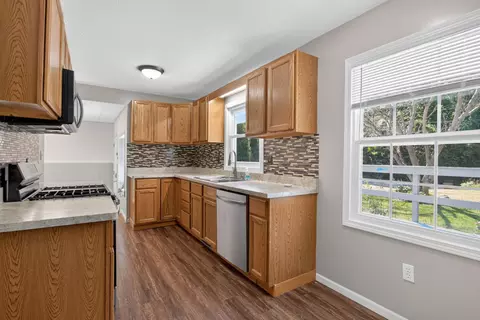 Kitchen - 6500 Mccain Rd, Spring Arbor, MI 49283 photo 4 of 5
