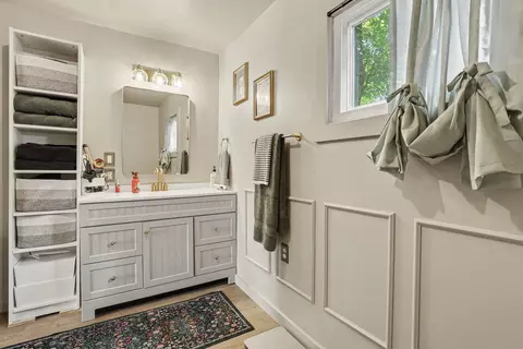 Bath - 217 E Liberty St, Belding, MI 48809 photo 2 of 3
