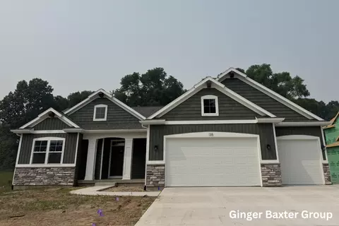 135 Summit Pointe Dr NE #4, Rockford, MI 49341