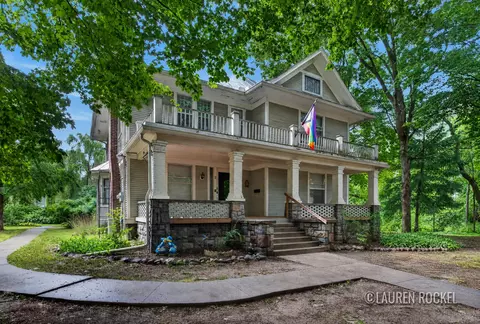 4550 Bowen Blvd SE, Grand Rapids, MI 49508