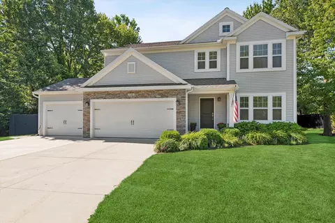 7242 Pacific Ave, South Haven, MI 49090