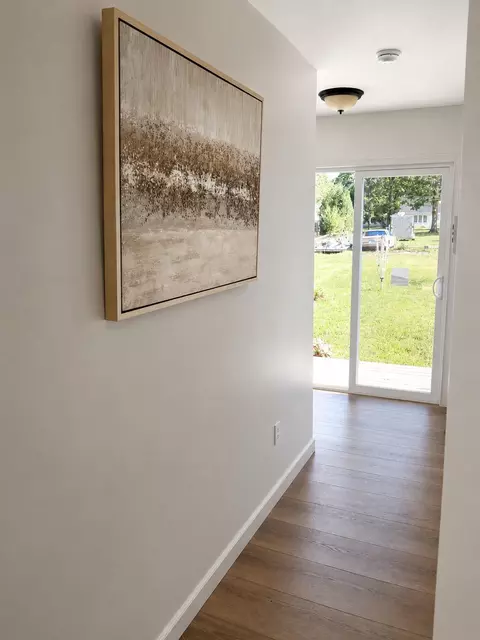 Entry Way - 412 4th Ave, Three Rivers, MI 49093 photo 1 of 3