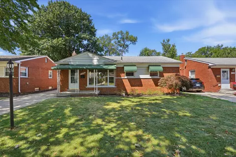 13151 Sioux Ave, Redford, MI 48239