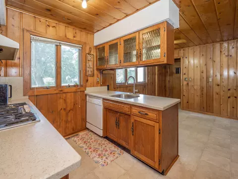 Kitchen - 1053 2nd Division St, Plainwell, MI 49080 photo 3 of 5