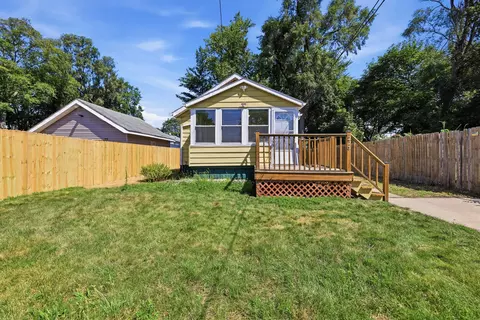 223 Quigley Blvd SW, Grand Rapids, MI 49507