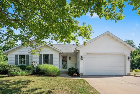 15150 Hanna Ave NE, Cedar Springs, MI 49319
