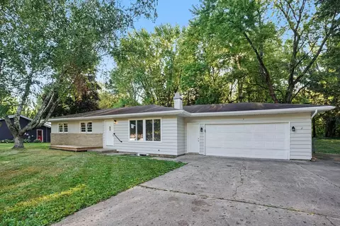 13084 Hoyt Dr, Battle Creek, MI 49014