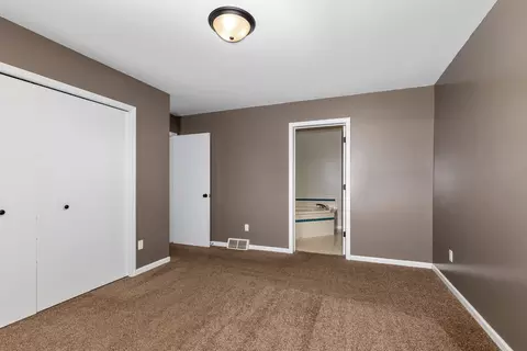 Bedroom - 5265 Belding Rd, Belding, MI 48809 photo 2 of 6