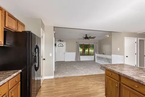 Living - 5265 Belding Rd, Belding, MI 48809 photo 5 of 7