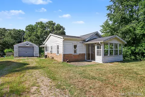 1274 Golden Ave, Battle Creek, MI 49014