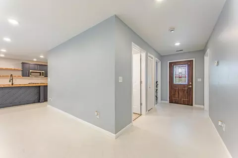 20449 Thornapple Ln, Big Rapids, MI 49307 photo 2