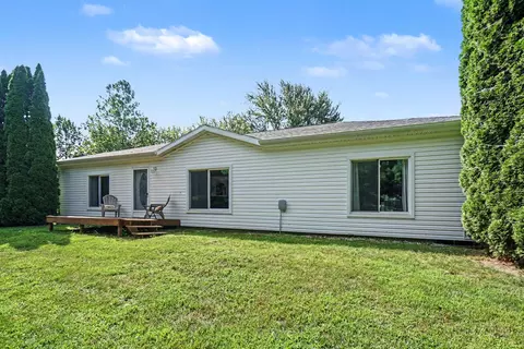 10110 N Drive Dr S, Burlington, MI 49029
